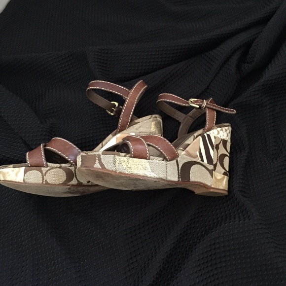Coach Signature CC Leather Ankle Strap Wedges 5.5 - Picture 8 of 8